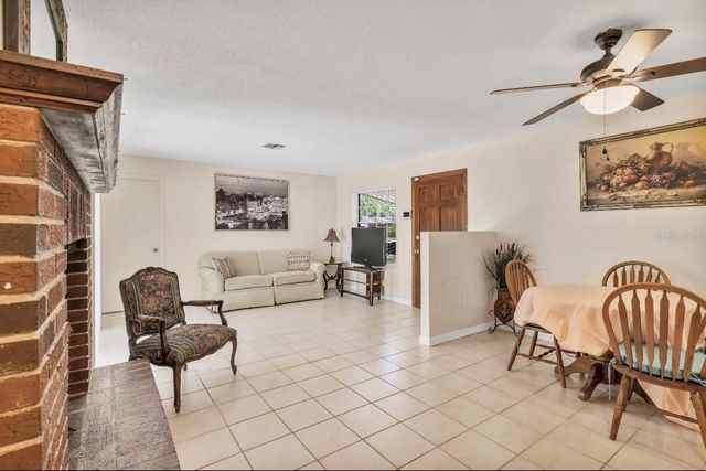 1709 NE 28TH PLACE, Ocala, FL 34470