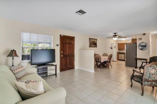 1709 NE 28TH PLACE, Ocala, FL 34470