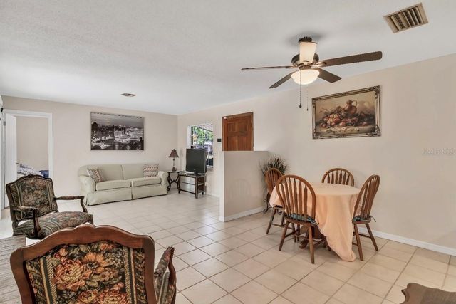 1709 NE 28TH PLACE, Ocala, FL 34470