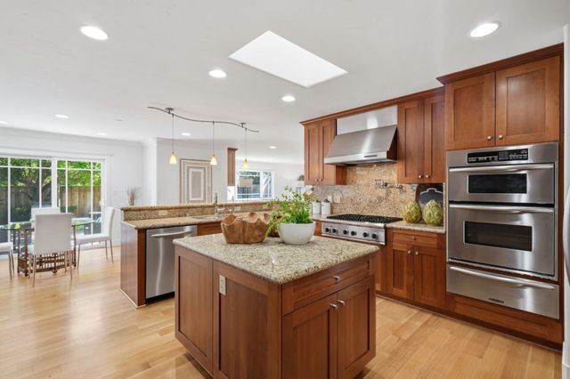 1436 Kyle Court, Sunnyvale, CA 94087