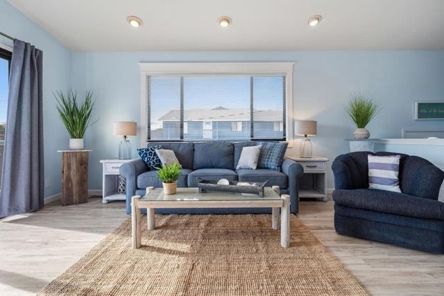 270 Valencia Avenue, El Granada, CA 94018