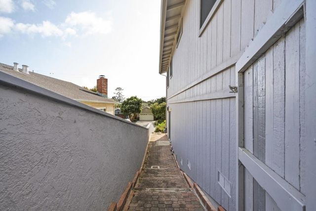 270 Valencia Avenue, El Granada, CA 94018