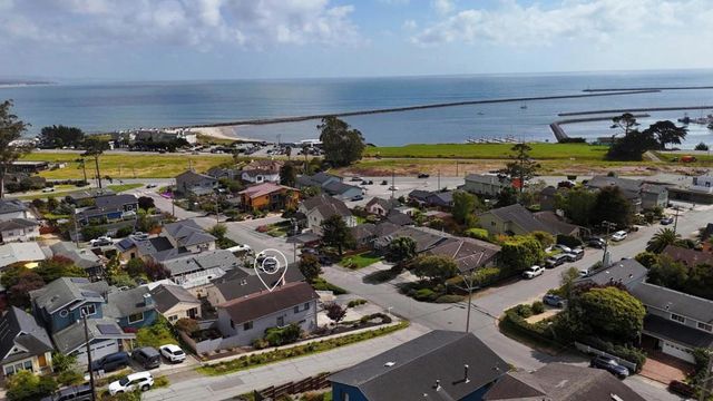 270 Valencia Avenue, El Granada, CA 94018