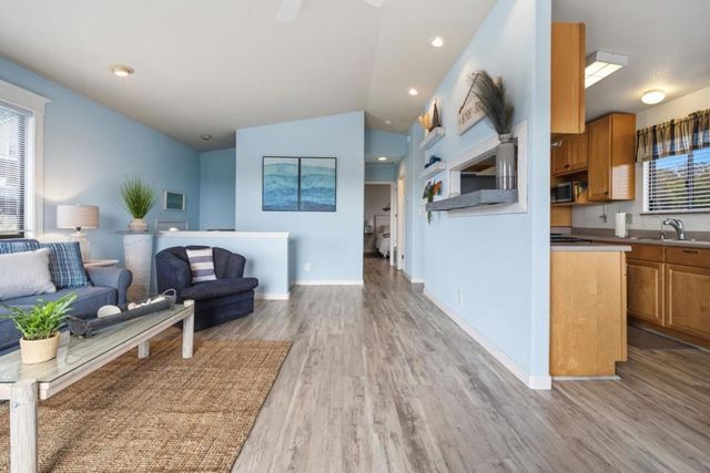 270 Valencia Avenue, El Granada, CA 94018