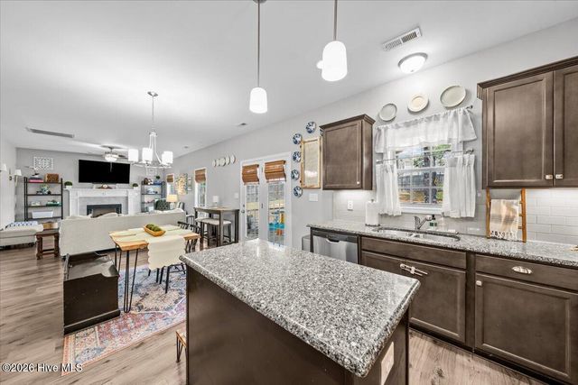 1024 Hydrangea Drive, Aberdeen, NC 28315