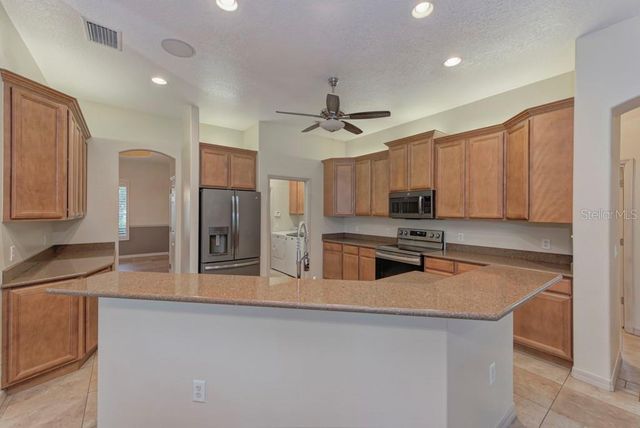 6930 69TH STREET E, Palmetto, FL 34221