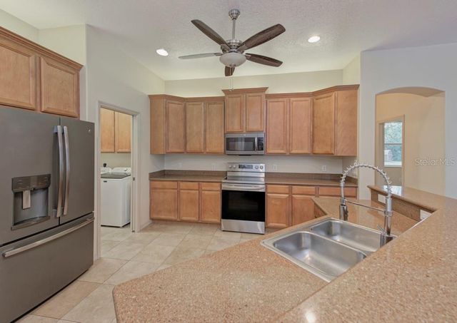 6930 69TH STREET E, Palmetto, FL 34221