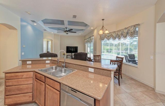6930 69TH STREET E, Palmetto, FL 34221