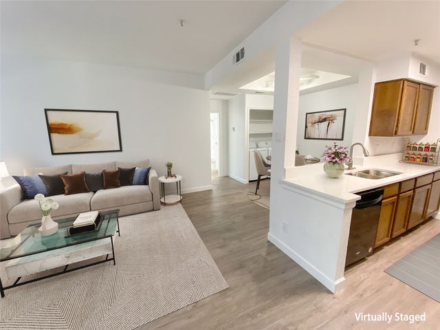 6760 Eastridge Drive 105, Dallas, TX 75231
