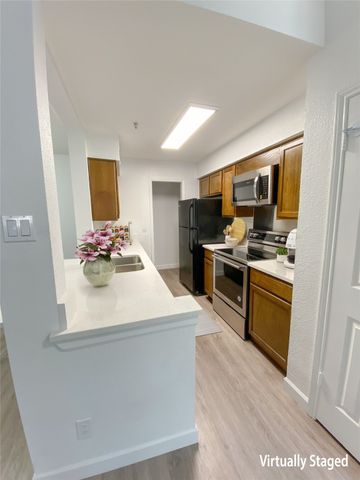 6760 Eastridge Drive 105, Dallas, TX 75231