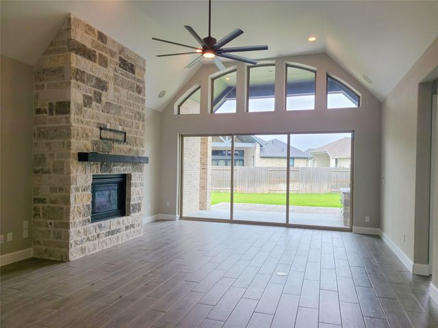 20914 Steeplechase Knoll Circle, Tomball, TX 77377