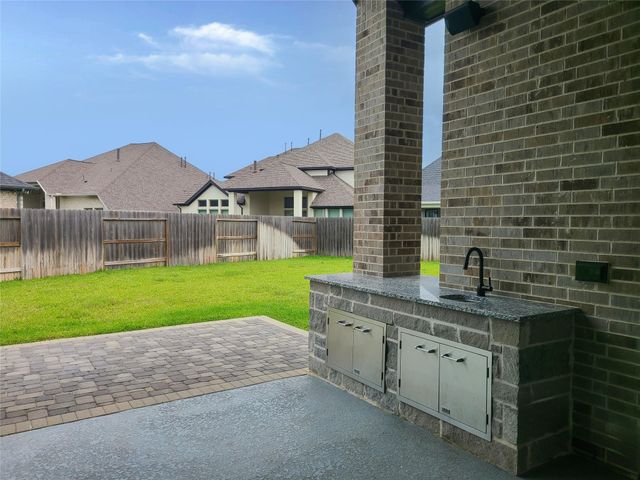 20914 Steeplechase Knoll Circle, Tomball, TX 77377