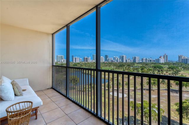 20379 W Country Club Dr 1237, Aventura, FL 33180