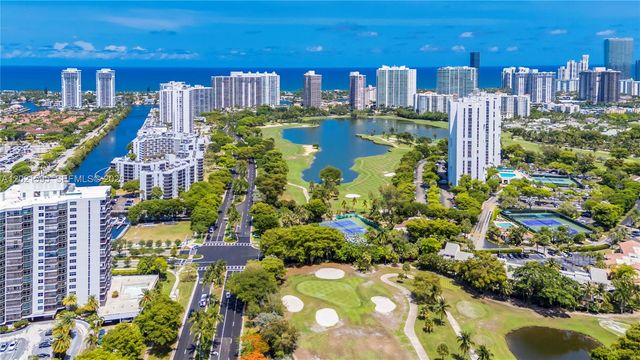 20379 W Country Club Dr 1237, Aventura, FL 33180