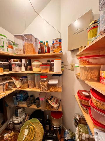 100 Ashford Drive, Plainsboro, NJ 08536