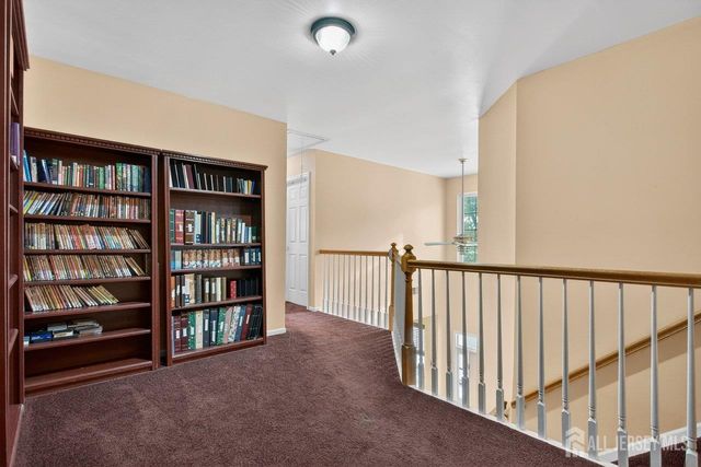 100 Ashford Drive, Plainsboro, NJ 08536