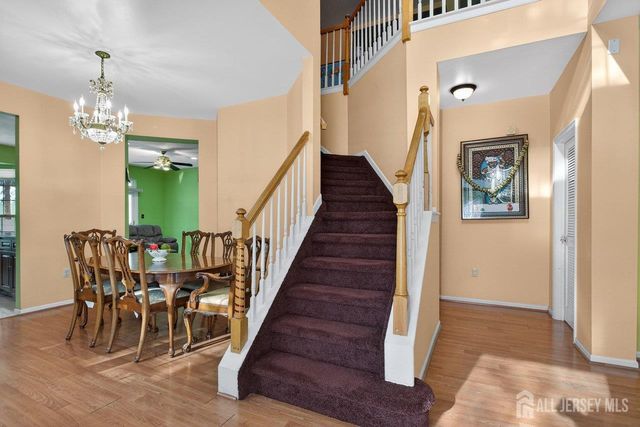 100 Ashford Drive, Plainsboro, NJ 08536