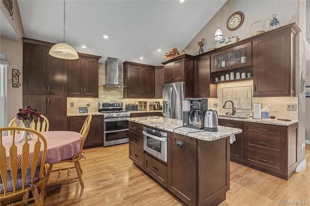 5807 W 81st Place, Arvada, CO 80003