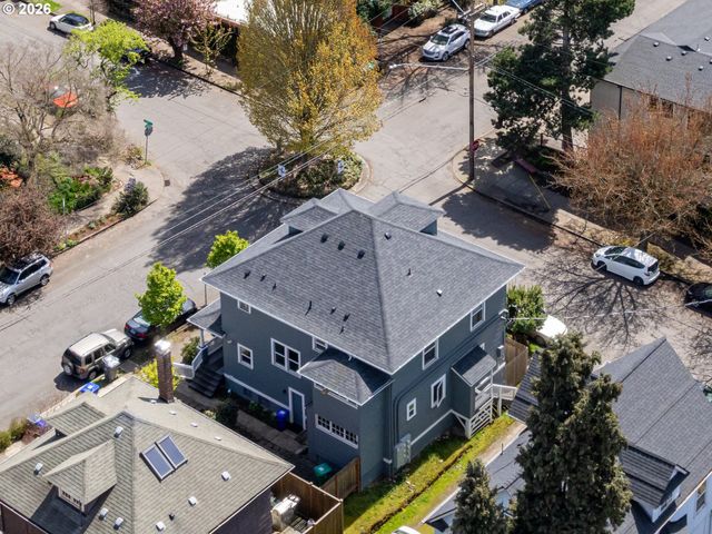 1035 Se 14TH Ave, Portland, OR 97214