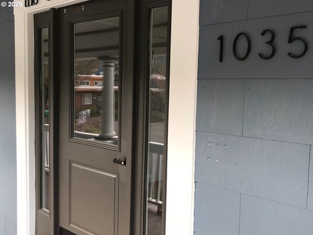 1035 Se 14TH Ave, Portland, OR 97214