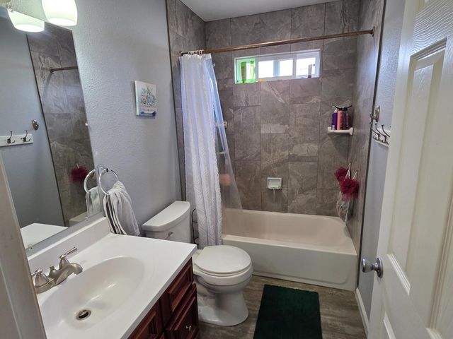 5920 79th St, Sacramento, CA 95824