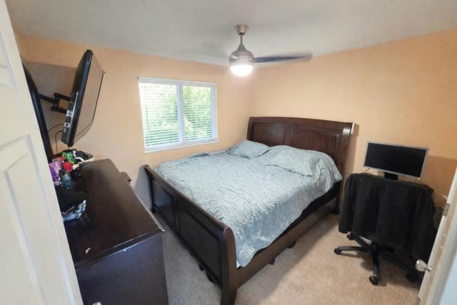 5920 79th St, Sacramento, CA 95824