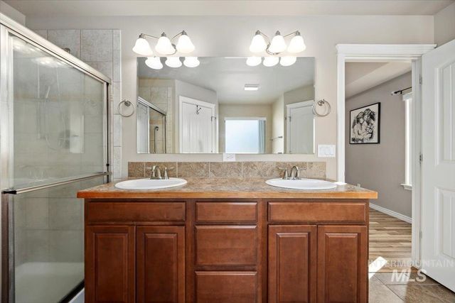 657 Creekside Way, Twin Falls, ID 83301