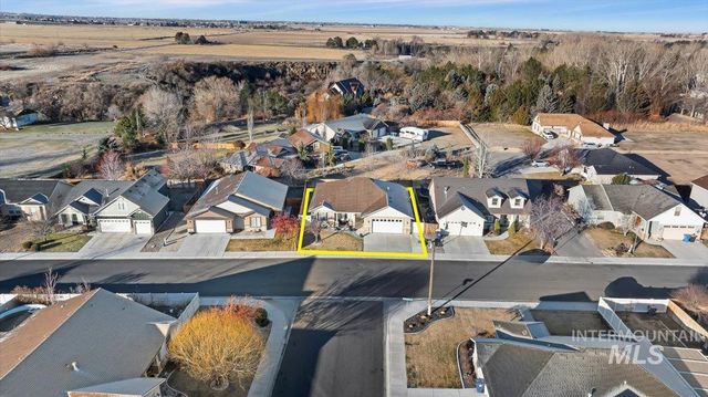 657 Creekside Way, Twin Falls, ID 83301