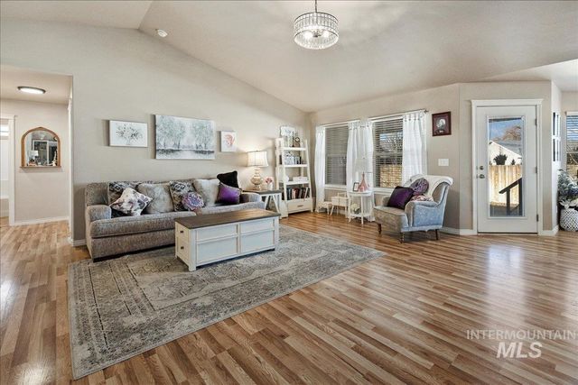 657 Creekside Way, Twin Falls, ID 83301