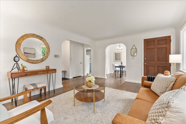 7322 47th Avenue SW, Seattle, WA 98136