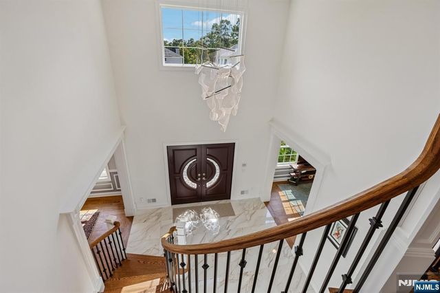 10 Massola Drive, Wayne, NJ 07470