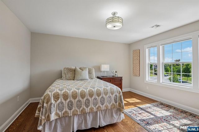 10 Massola Drive, Wayne, NJ 07470
