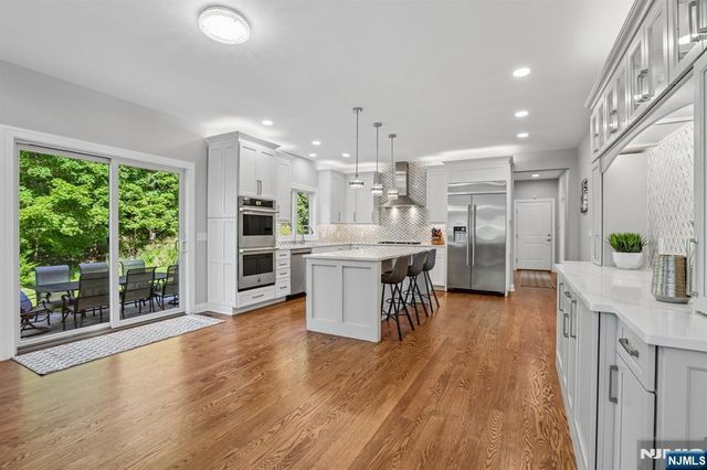 10 Massola Drive, Wayne, NJ 07470