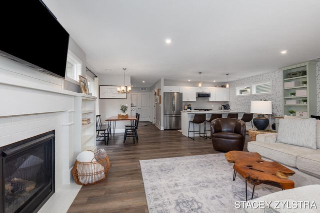 7904 Greendale Drive, Byron Center, MI 49315