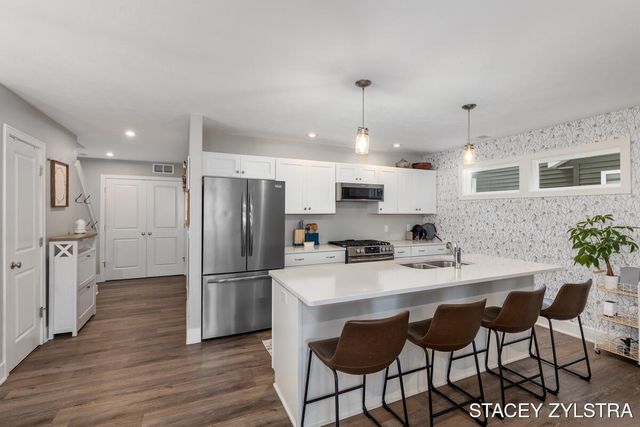 7904 Greendale Drive, Byron Center, MI 49315