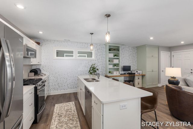 7904 Greendale Drive, Byron Center, MI 49315