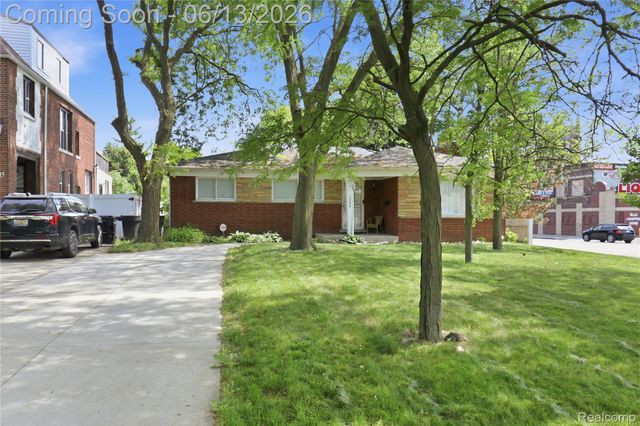 2555 W Boston Boulevard, Detroit, MI 48206