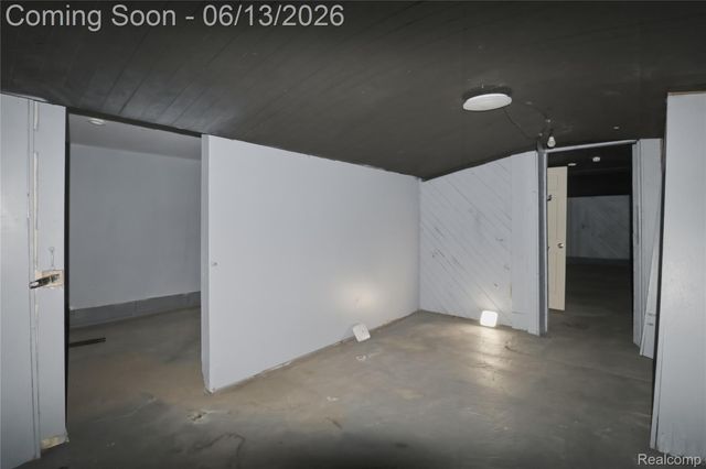 2555 W Boston Boulevard, Detroit, MI 48206