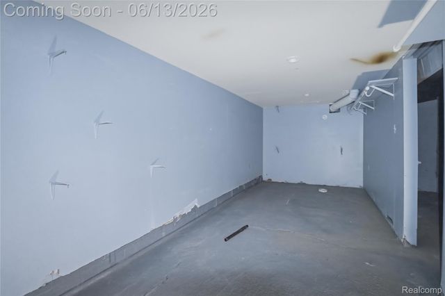 2555 W Boston Boulevard, Detroit, MI 48206