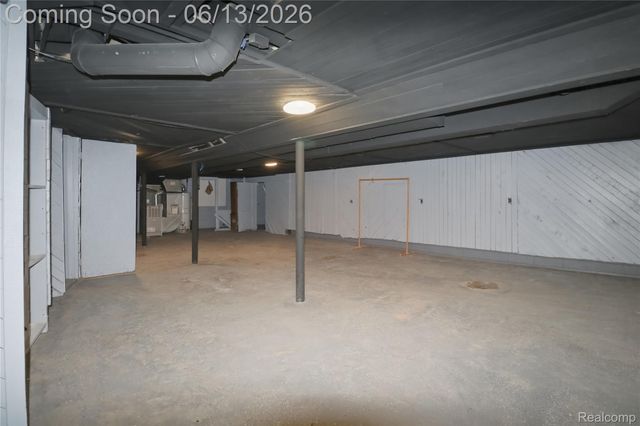 2555 W Boston Boulevard, Detroit, MI 48206