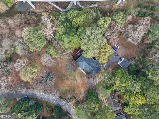 1040 Lindridge Drive NE, Atlanta, GA 30324