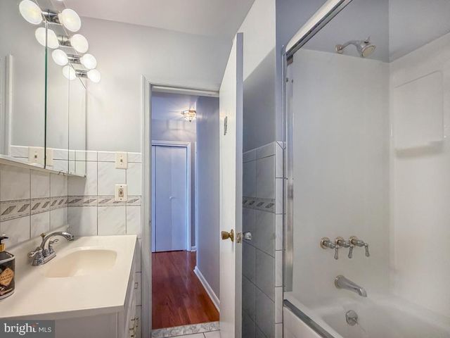 7842 BRIER ST, Philadelphia, PA 19152