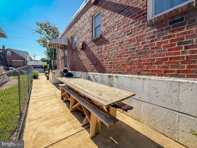 7842 BRIER ST, Philadelphia, PA 19152