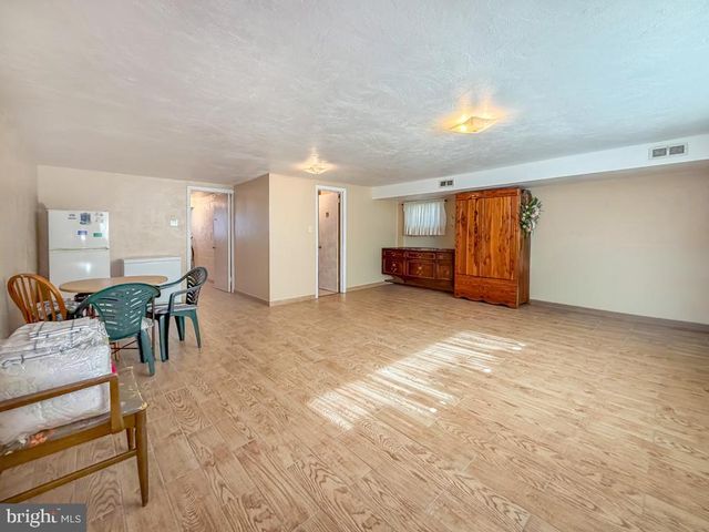 7842 BRIER ST, Philadelphia, PA 19152