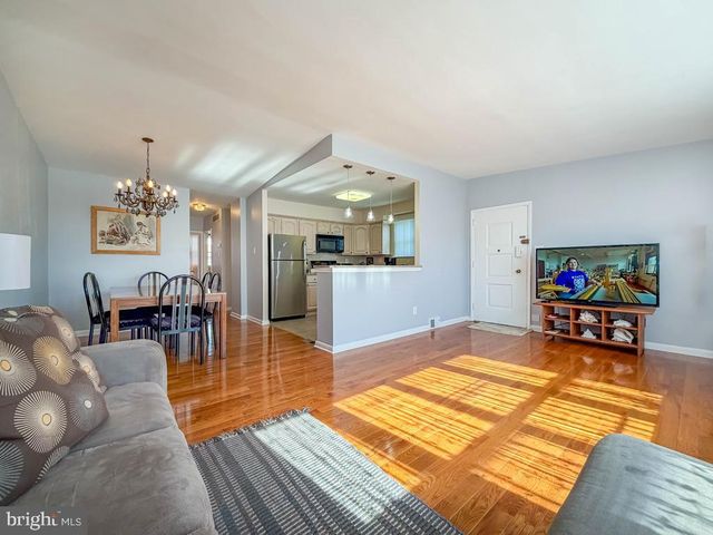 7842 BRIER ST, Philadelphia, PA 19152