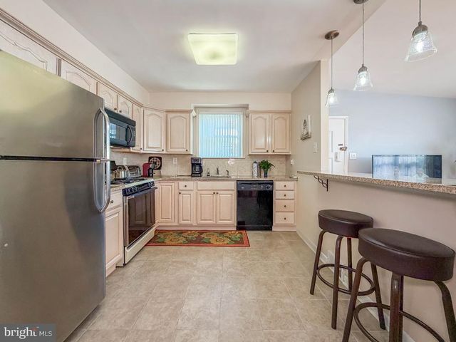 7842 BRIER ST, Philadelphia, PA 19152