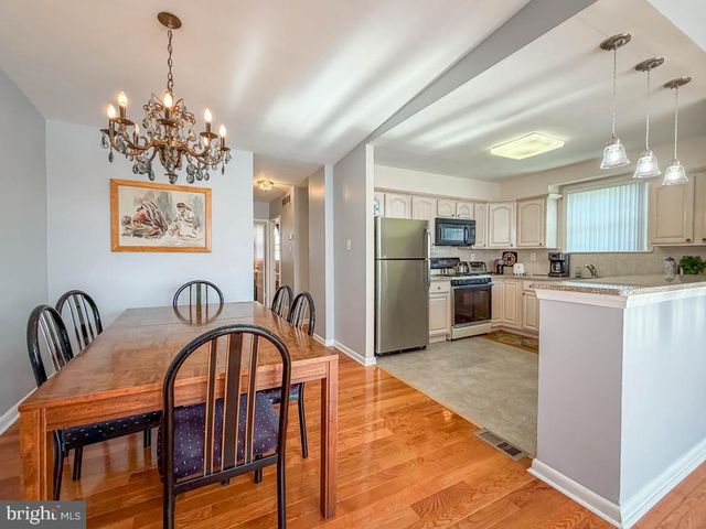 7842 BRIER ST, Philadelphia, PA 19152