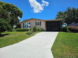 1003 PARKER PLACE, Lady Lake, FL 32159
