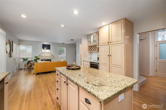 3605 Mohawk Drive, Mount Vernon, WA 98273