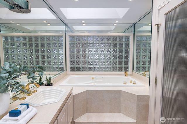 3605 Mohawk Drive, Mount Vernon, WA 98273